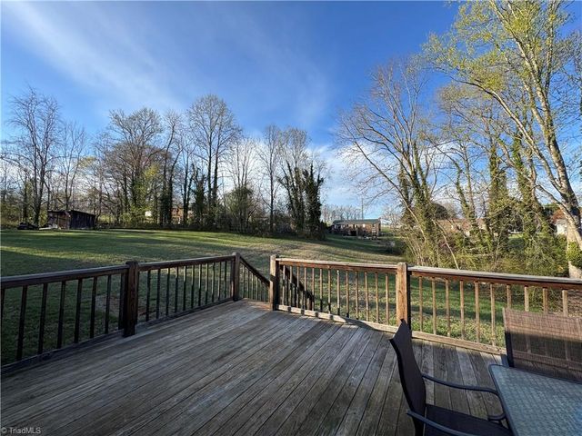 158 Betty Avenue, Mount Airy, NC 27030