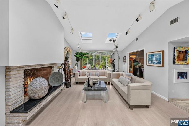 1230 Duncan Road, Fort Lee, NJ 07024