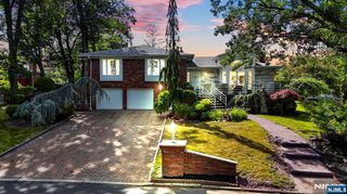 1230 Duncan Road, Fort Lee, NJ 07024