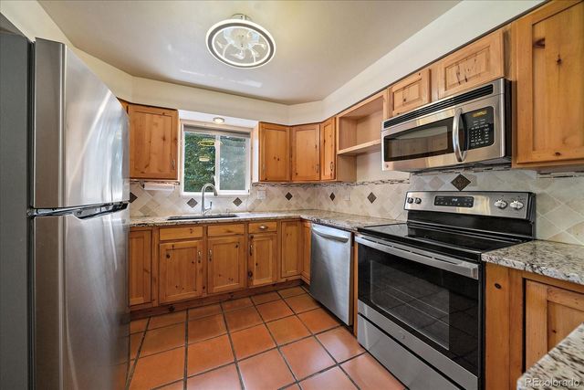 30 Circle Drive, Castle Rock, CO 80104
