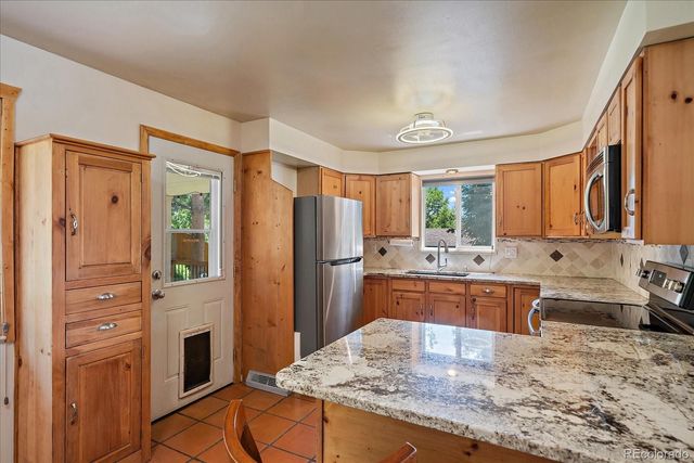 30 Circle Drive, Castle Rock, CO 80104