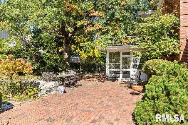 1570 N ACADEMY Street, Galesburg, IL 61401