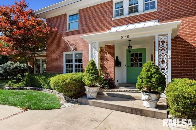 1570 N ACADEMY Street, Galesburg, IL 61401