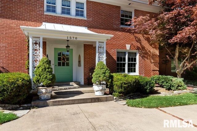 1570 N ACADEMY Street, Galesburg, IL 61401