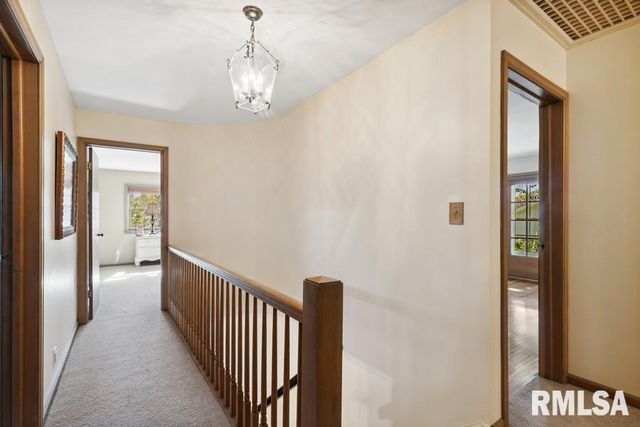 1570 N ACADEMY Street, Galesburg, IL 61401