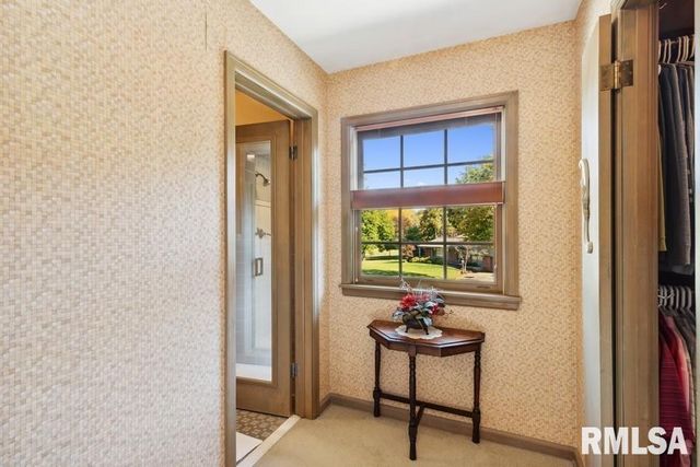 1570 N ACADEMY Street, Galesburg, IL 61401