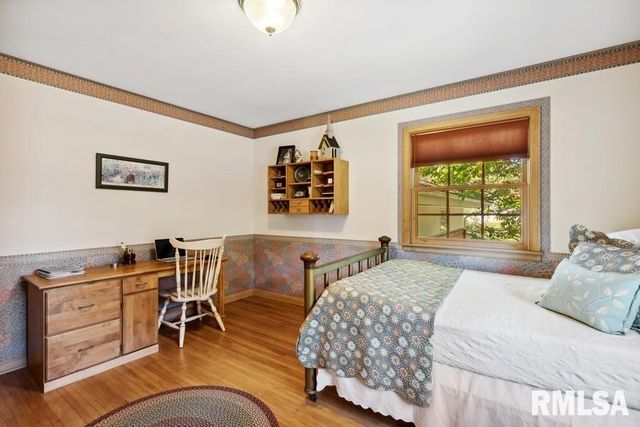 1570 N ACADEMY Street, Galesburg, IL 61401