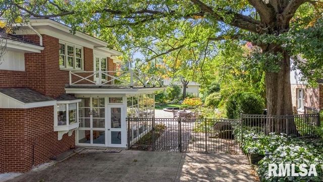 1570 N ACADEMY Street, Galesburg, IL 61401