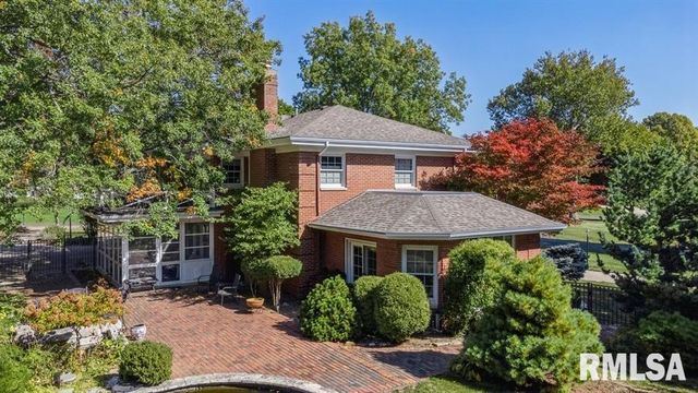 1570 N ACADEMY Street, Galesburg, IL 61401