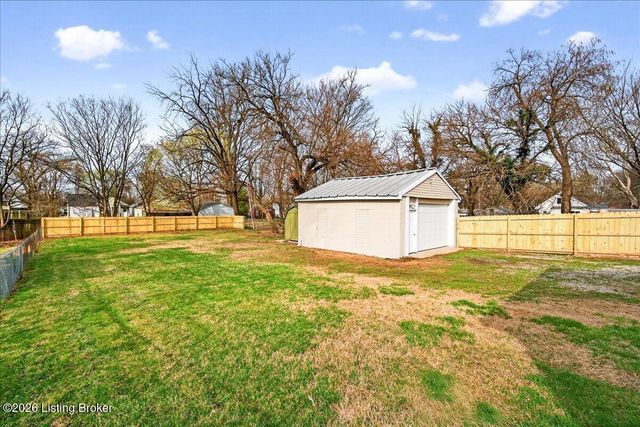4218 Sherman Ave, Louisville, KY 40213