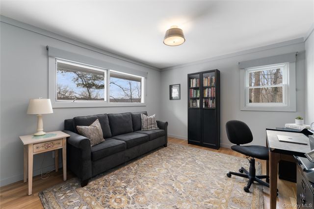 473 Winding Road N, Ardsley, NY 10502