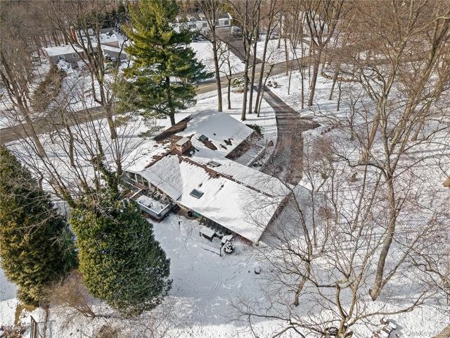 473 Winding Road N, Ardsley, NY 10502