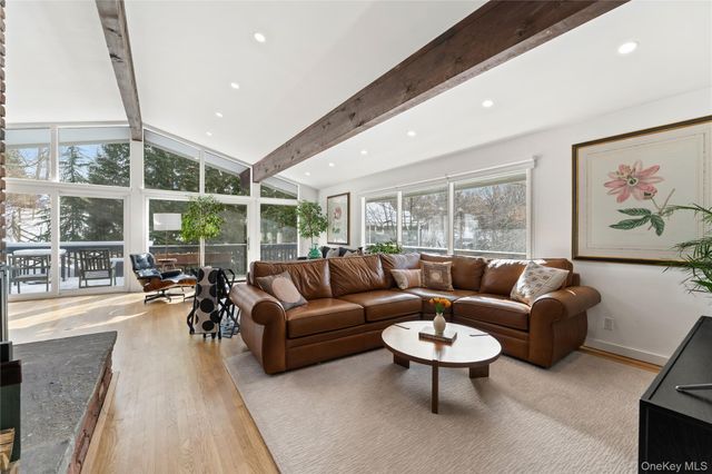 473 Winding Road N, Ardsley, NY 10502