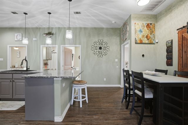 301 Rike Road, Mabank, TX 75147