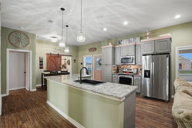 301 Rike Road, Mabank, TX 75147