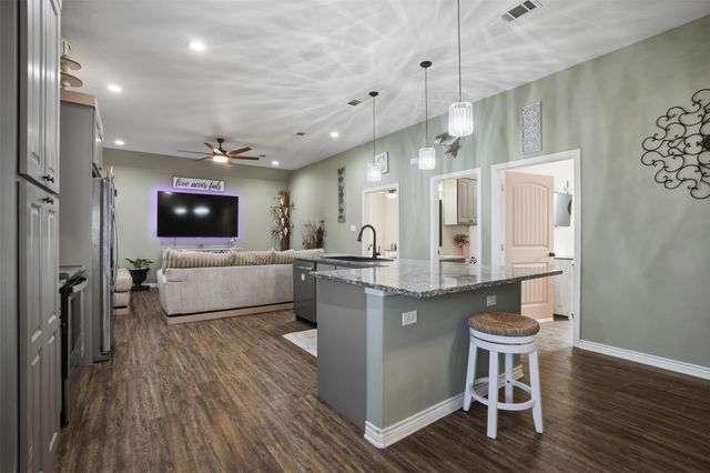 301 Rike Road, Mabank, TX 75147