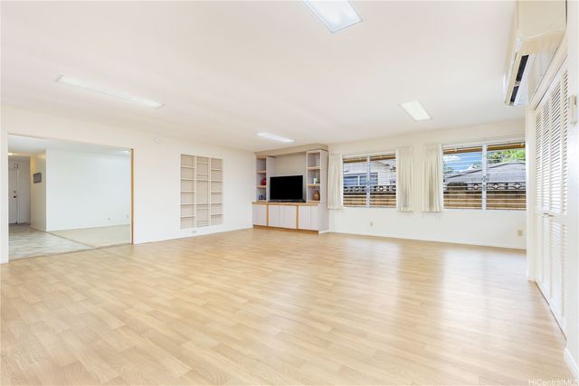 95-744 Hinalii Street, Mililani, HI 96789