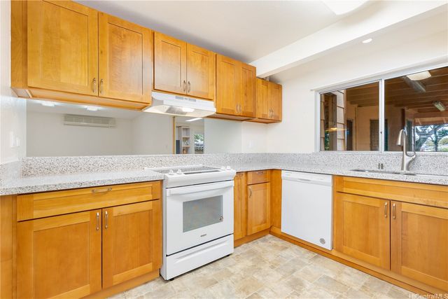 95-744 Hinalii Street, Mililani, HI 96789