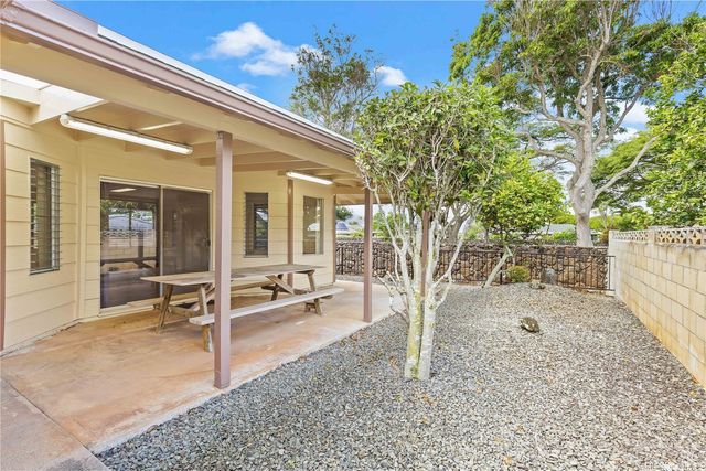 95-744 Hinalii Street, Mililani, HI 96789