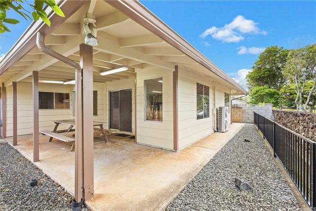 95-744 Hinalii Street, Mililani, HI 96789