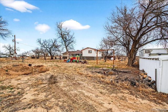 3161 Vantage Drive, Hudson, CO 80642