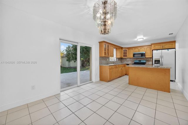 11000 SW 156th St, Miami, FL 33157