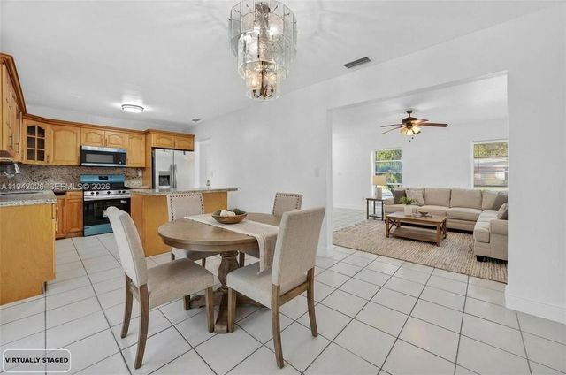 11000 SW 156th St, Miami, FL 33157