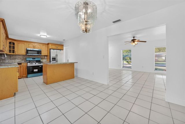 11000 SW 156th St, Miami, FL 33157