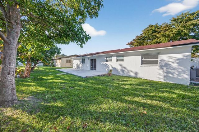 11000 SW 156th St, Miami, FL 33157