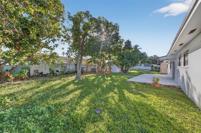 11000 SW 156th St, Miami, FL 33157