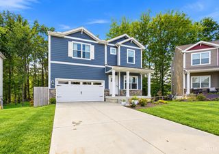 60 Snapdragon Drive, Amelia, OH 45102