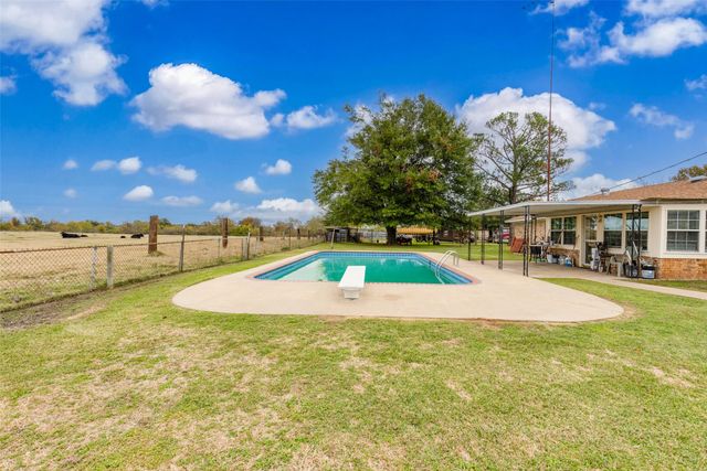 1436 County Road 2320, Como, TX 75431