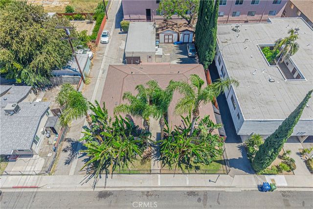 210 W Spazier, Burbank, CA 91502