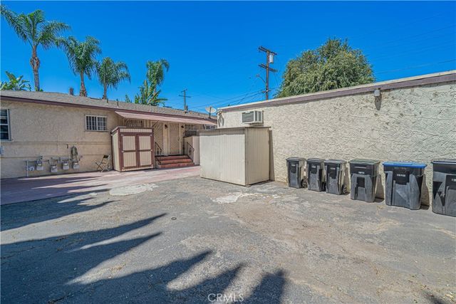 210 W Spazier, Burbank, CA 91502