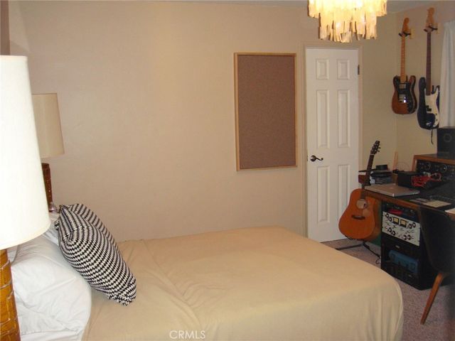 210 W Spazier, Burbank, CA 91502
