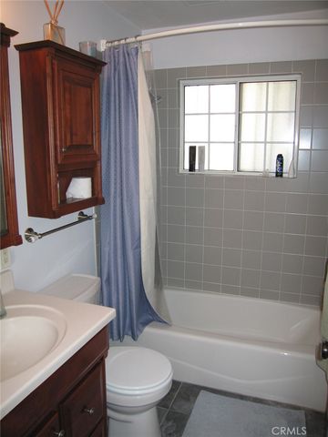 210 W Spazier, Burbank, CA 91502