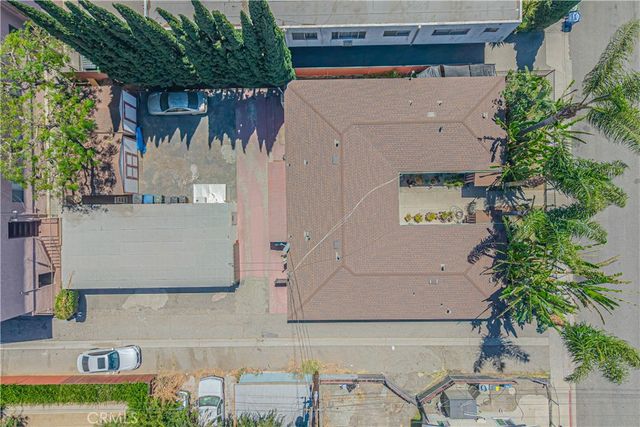 210 W Spazier, Burbank, CA 91502