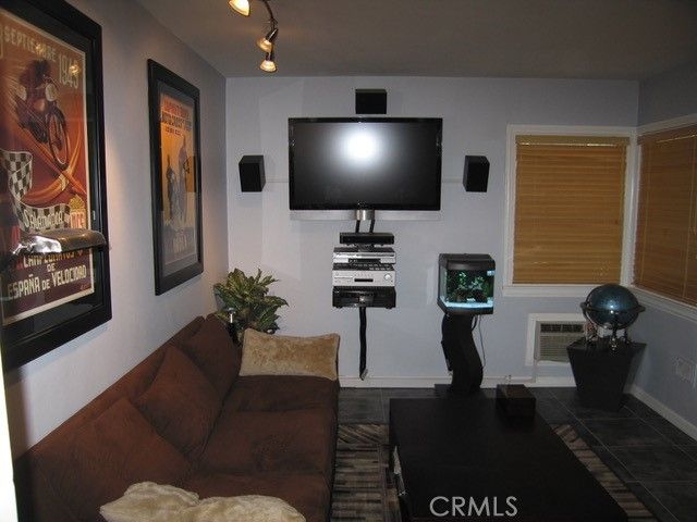 210 W Spazier, Burbank, CA 91502