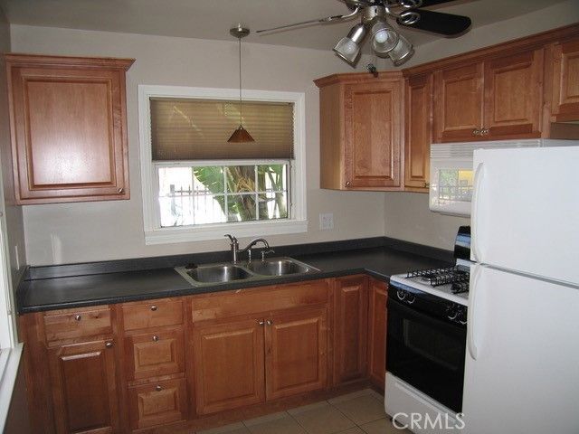 210 W Spazier, Burbank, CA 91502