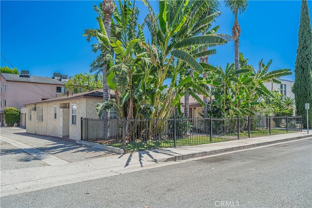 210 W Spazier, Burbank, CA 91502
