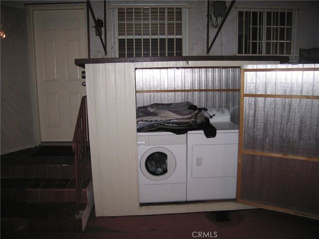 210 W Spazier, Burbank, CA 91502