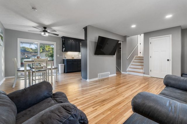 23 WENWOOD Circle, Council Bluffs, IA 51503