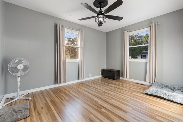 23 WENWOOD Circle, Council Bluffs, IA 51503