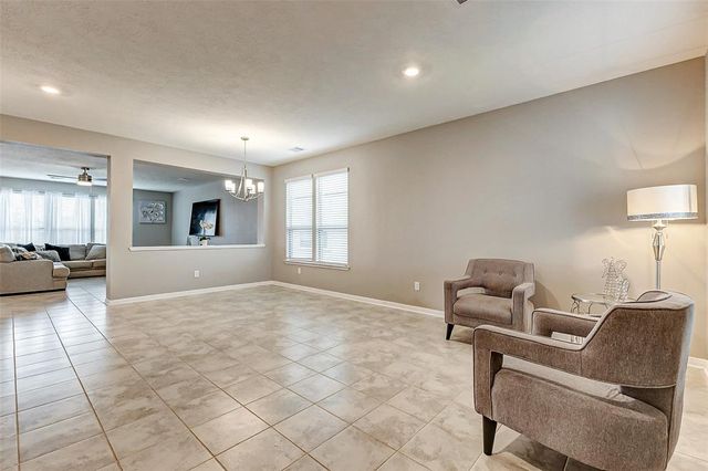 2939 Lazarina Lane, Fresno, TX 77545