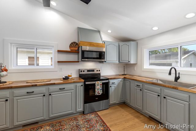 208 N Webster Street, Montcalm Twp, MI 48838