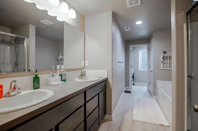 3046 Duval Loop, Richland, WA 99352
