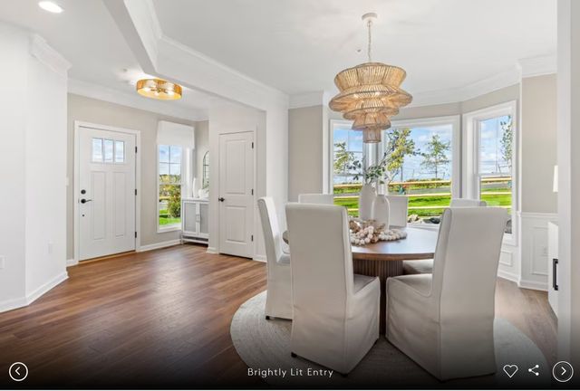 12 Emerald Run 63, Shrewsbury, MA 01545