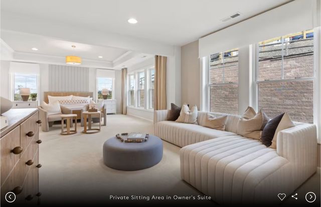 12 Emerald Run 63, Shrewsbury, MA 01545