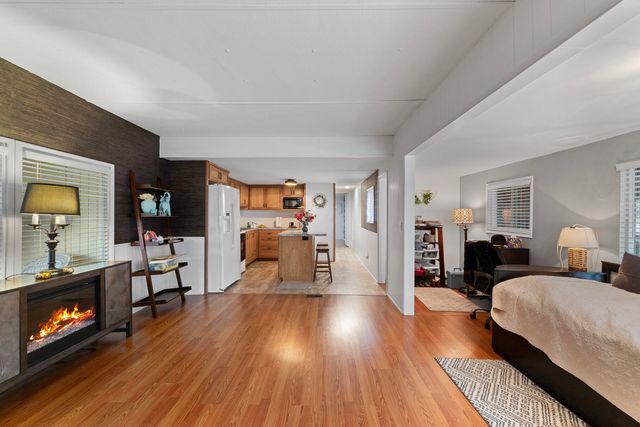 1055 N 5th Street 152, Jacksonville, OR 97530