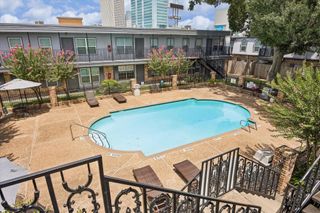 3131 Southwest Freeway 46, Houston, TX 77098
